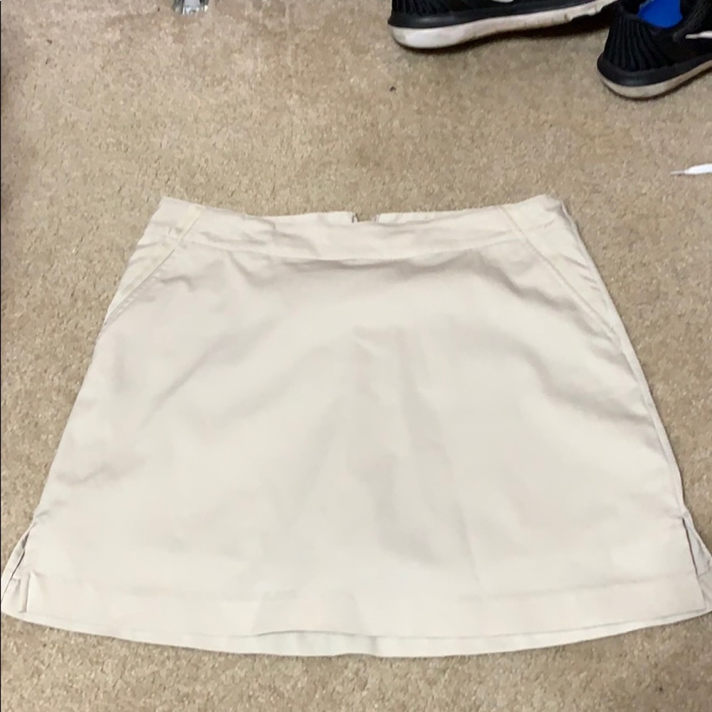 Lady Hagen golf skirt